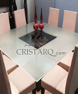 Foto Galería de proyectos de cubiertas de cristal templado para mesas, escritorios, repisas, barras, comedores, etc.